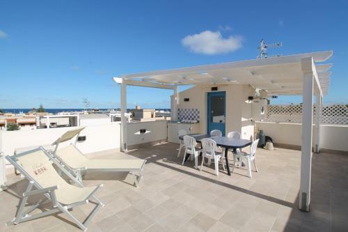 Apartamento Appartamenti Le Tre Isole Con Terrazza Vista Mare