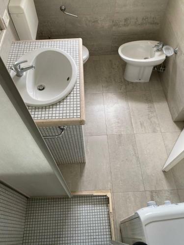 Apartamento A 100metri Dal Mare Difronte Alla Torre Saracena.