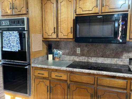 Apartamento Westgate Retreat Perfectly Located Off I-40