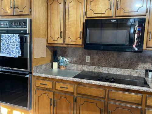 Apartamento Westgate Retreat Perfectly Located Off I-40