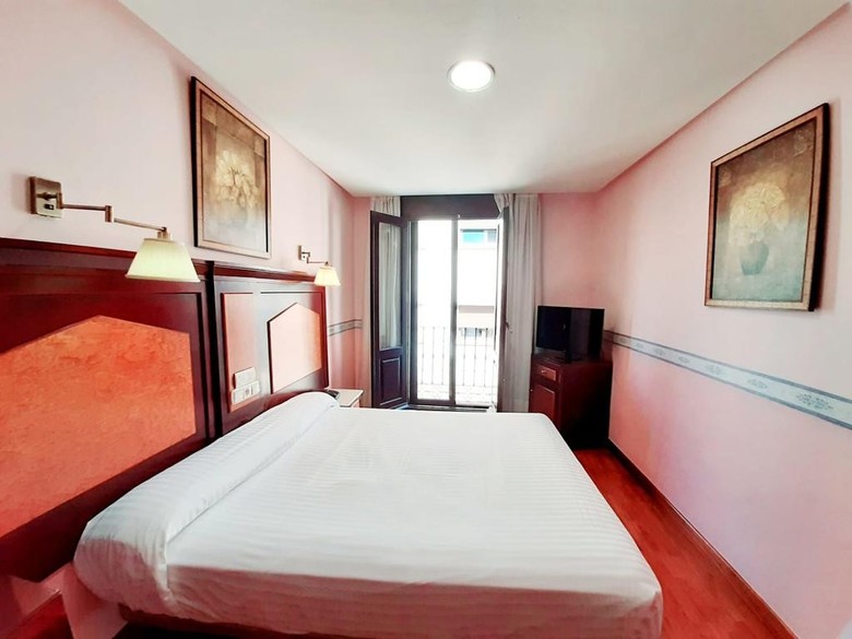 Hostal Hosteria Sara