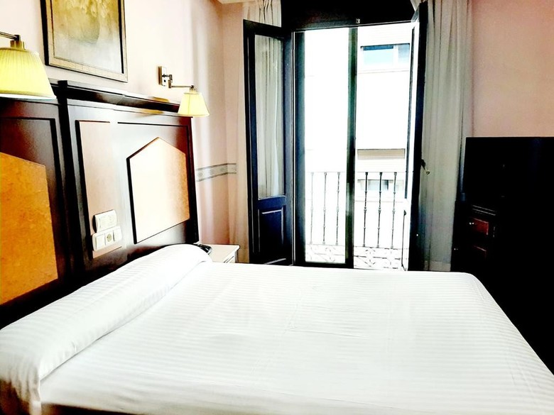 Hostal Hosteria Sara