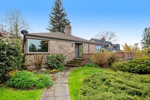 Laurelhurst Park View