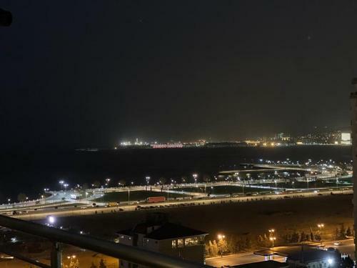 Boulevard Side Apartments