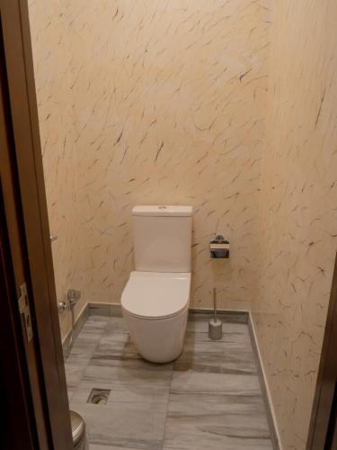 Boulevard Side Apartments