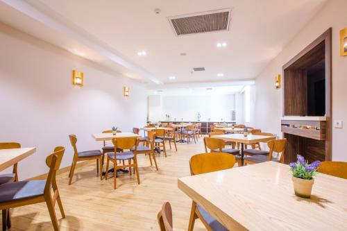 City Park Hotel