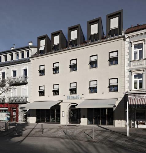 Badhaus - Hotel/restaurant/caf�