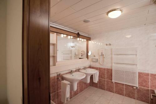 Reduce Hotel Thermal Adults Only