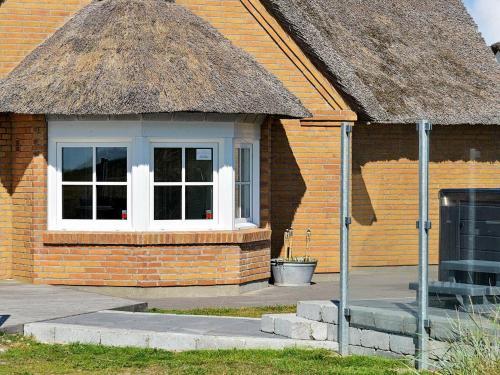 Four-bedroom Holiday Home In Bl�vand 52