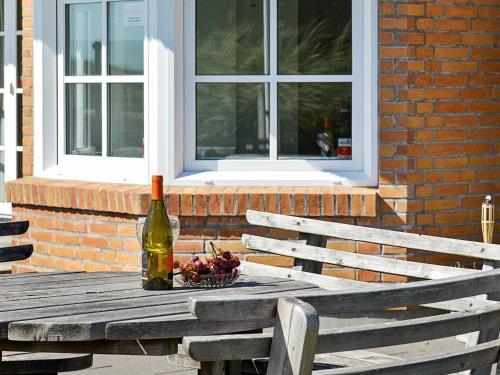 Four-bedroom Holiday Home In Bl�vand 52