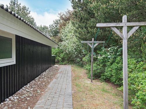 Four-bedroom Holiday Home In Bl�vand 4