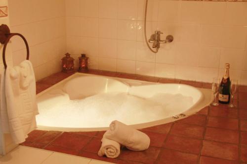 Hotel Casona De Navalmedio