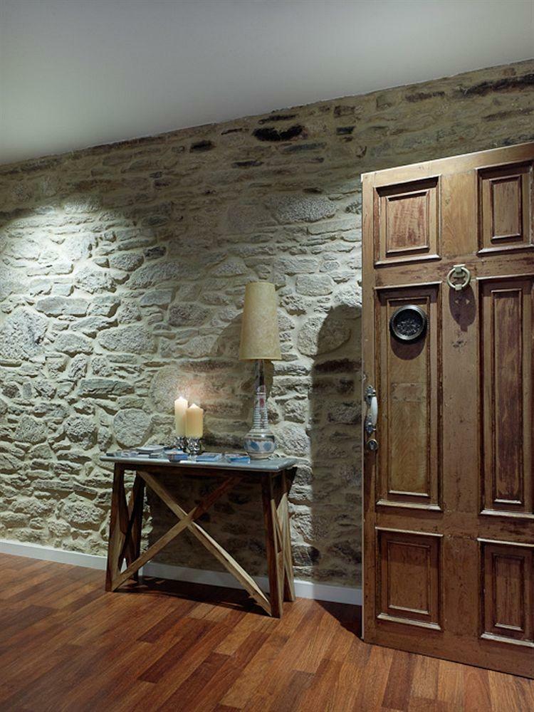 Hostal Montes Pensi�n Boutique