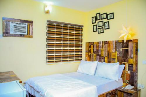 Hotel Ontario Suites
