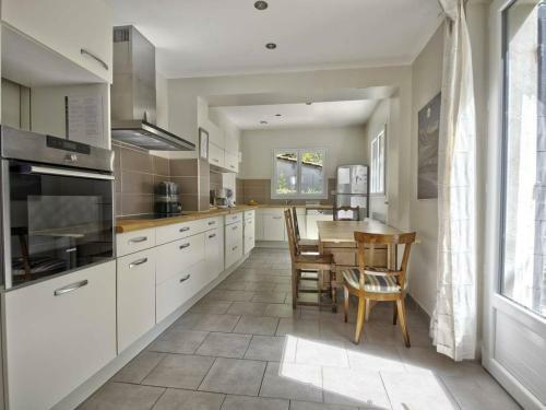 Villa Arcachon, 6 Pi�ces, 8 Personnes - Fr-1-433-86