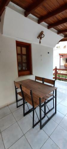 Moonaz Home