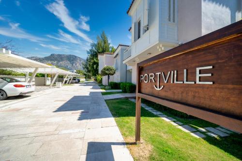 Portville Canal Side Villas 66 (3br)