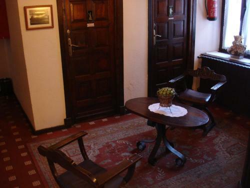 Hostal Ayestaran II