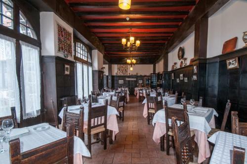Hostal Ayestaran II