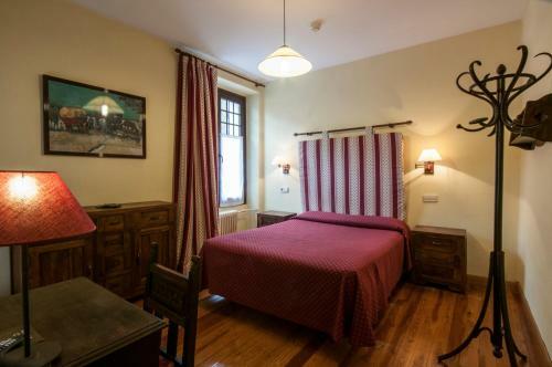Hostal Ayestaran II