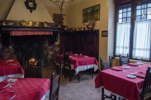 Hostal Ayestaran II