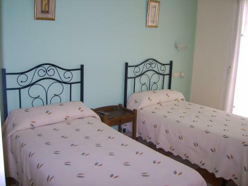 Hostal Caba�as