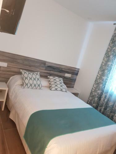 Hostal Caba�as