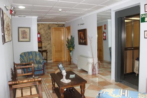 Hostal Caba�as