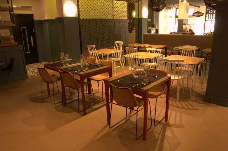 New Hotel Colon
