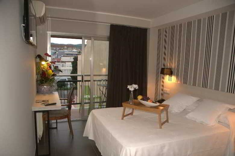 New Hotel Colon