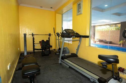 Pistbooking- Astonishing 3 Bedroom Apartment