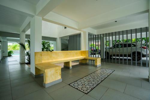 Modern Apartment In Calangute. Smart_spacious_pool