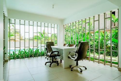 Modern Apartment In Calangute. Smart_spacious_pool