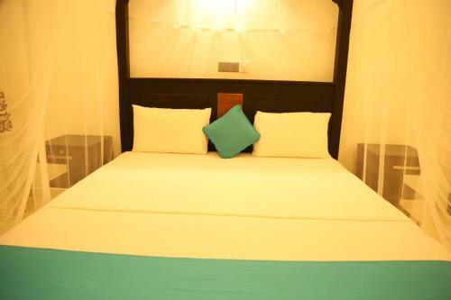 Hostal R 1 River Villa