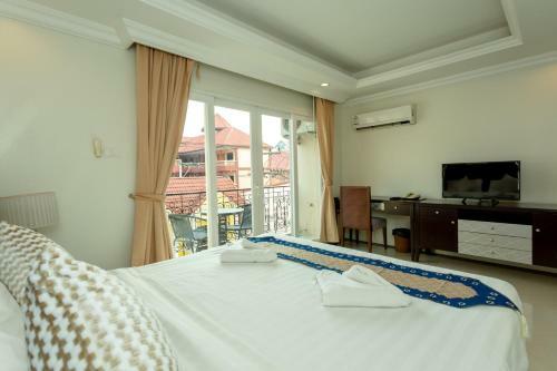 Ivory Palace Hotel