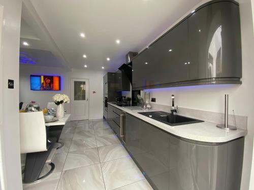 New?the Hottub House Blackpool Pleasure Beach
