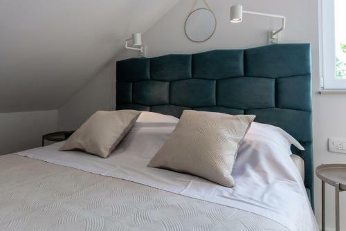 Divine Apartment