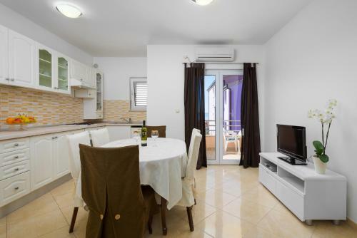 Apartment Dadi?