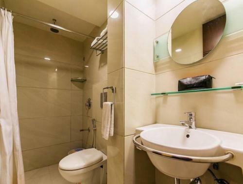Hotel Amrit Residency