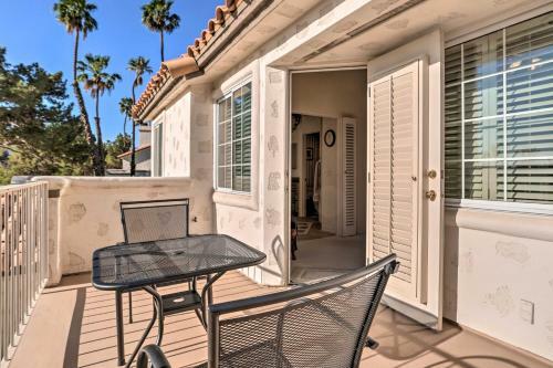 Palm Desert Townhome With Country Club Access!