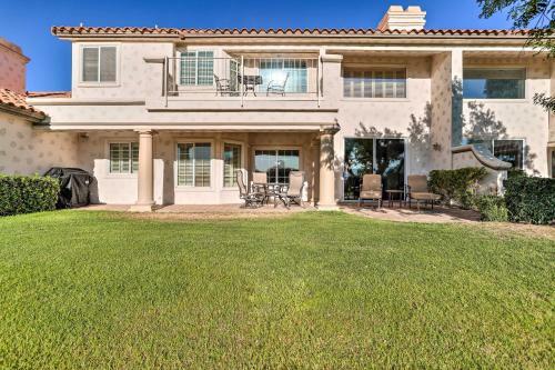 Palm Desert Townhome With Country Club Access!