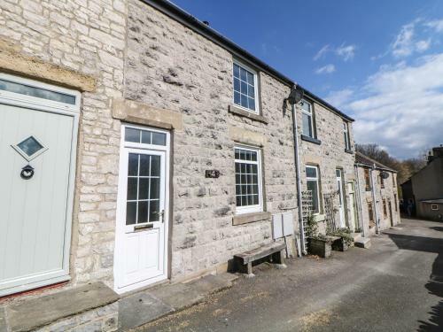 4 Alma Road