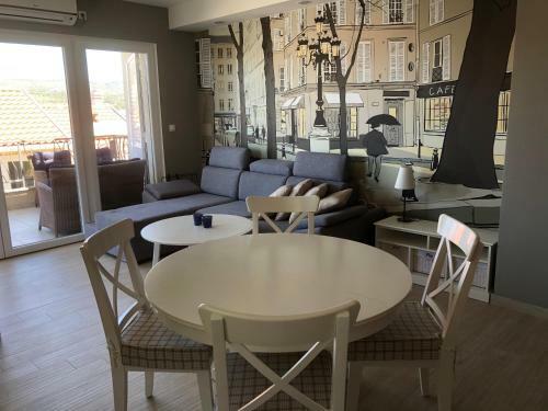 Apartamento Beach & Old Town Unique Location, Rogoznica