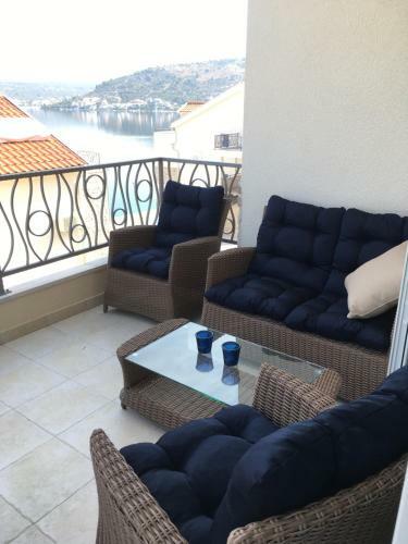 Apartamento Beach & Old Town Unique Location, Rogoznica