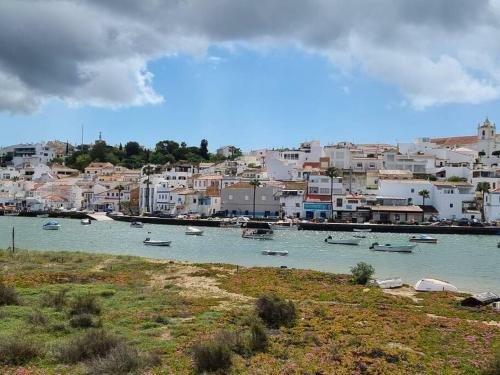 Casa Cegonha , Bela Casa T�pica Portuguesa