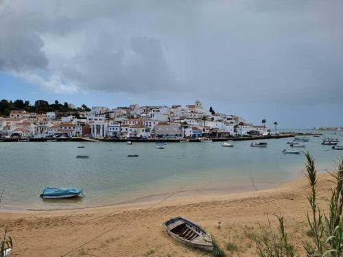 Casa Cegonha , Bela Casa T�pica Portuguesa