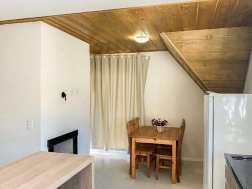 Apartamento A 500m Da Rua Coberta - 1 Su�te - Para 4 Pessoas