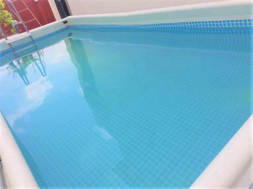 Cheerful 3 -bedroom Villa With Pool & Garden