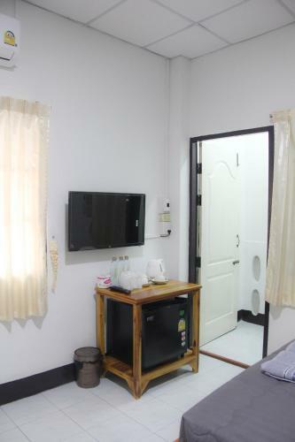 Chang Apartment