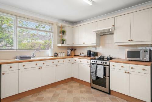 Apartamento Cheerful 3-bedroom House -sleeps 6